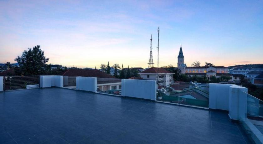 Yukkuri Boutique Hotel Dalat ภายนอก รูปภาพ